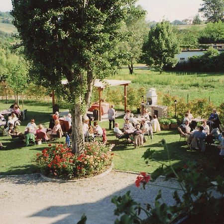 Cascina Rocca - Guest House Castiglione Falletto Luaran gambar
