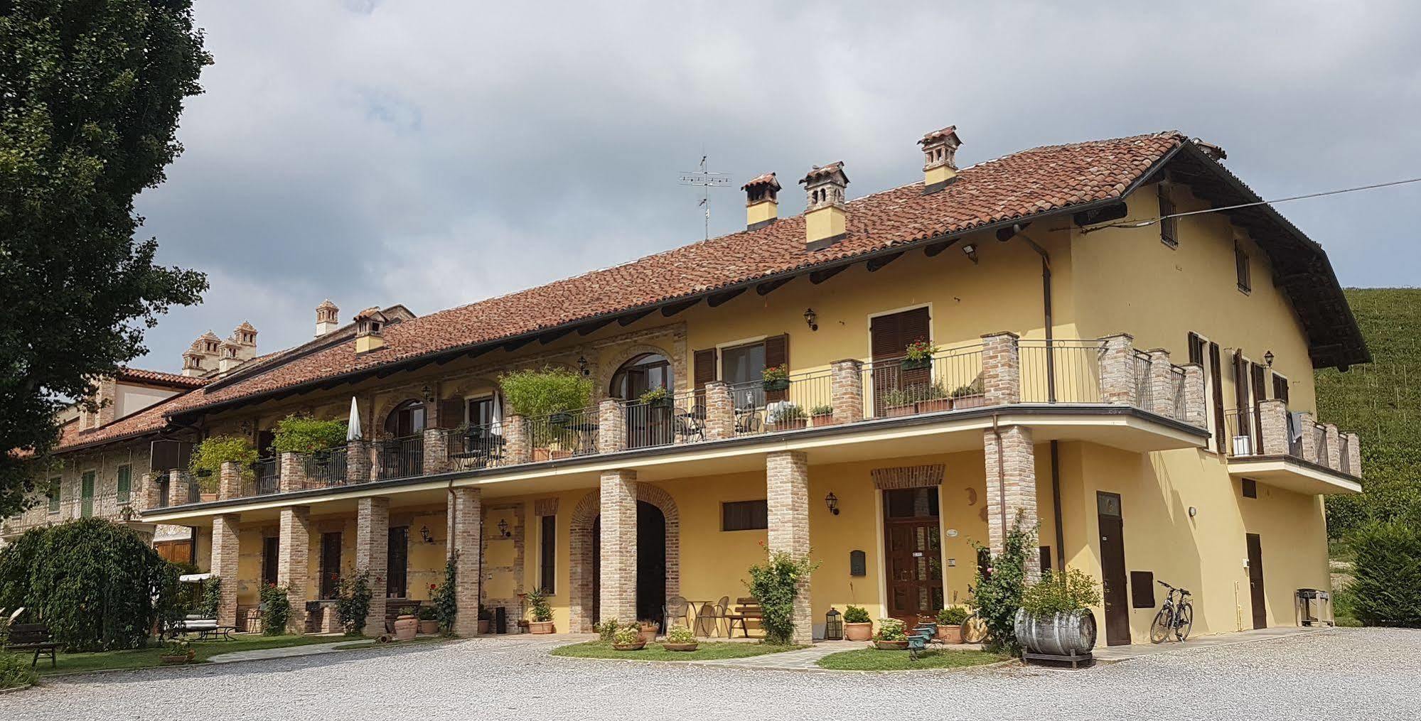 Cascina Rocca - Guest House Castiglione Falletto Luaran gambar